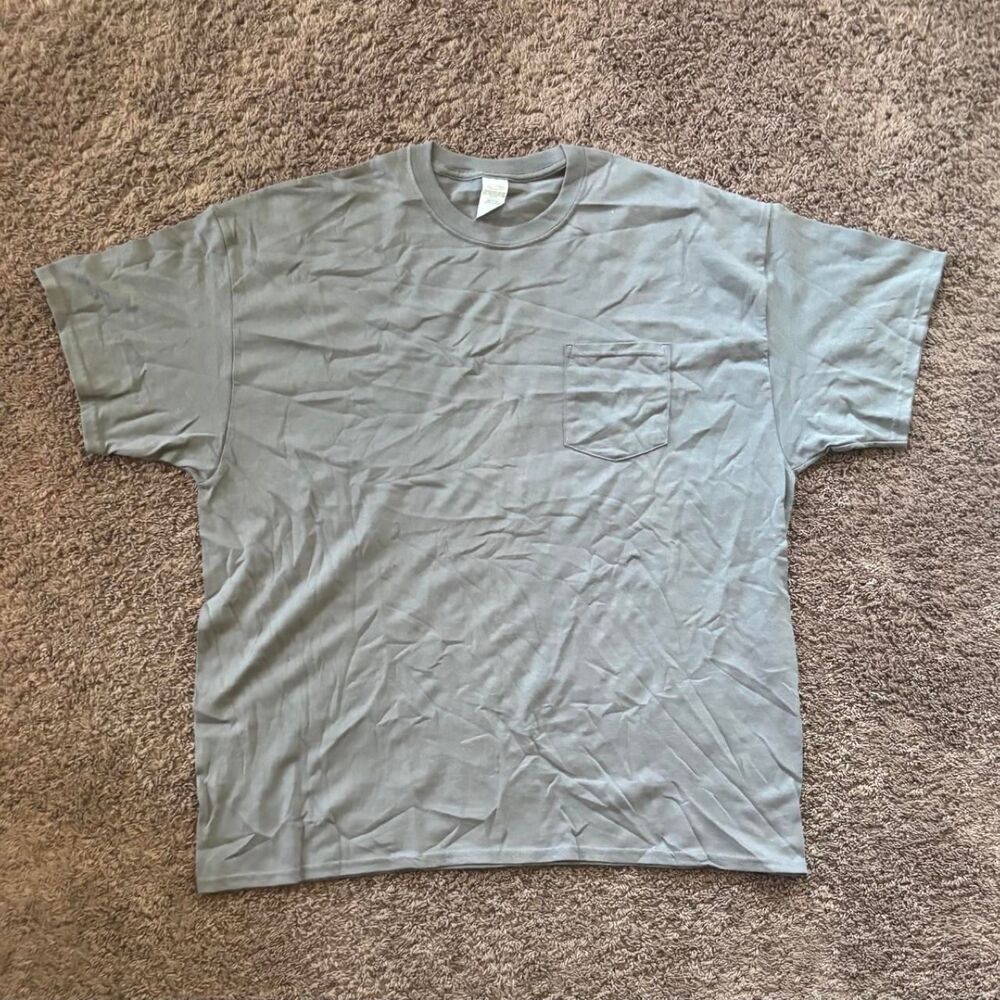 Unbranded Men's Grey and Green T-shirt